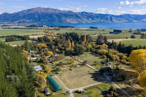 Photo of property in 84 Nook Road, Lake Hawea, 9382