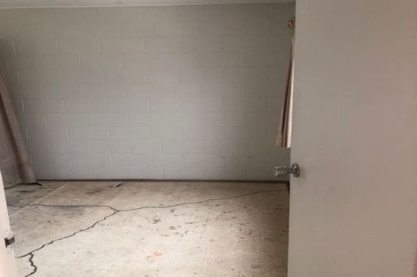 Photo of property in 2/2 Flavia Close, Torbay, Auckland, 0630