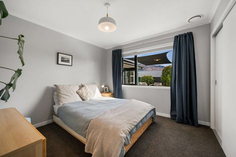 Photo of property in 210 Aubrey Road, Wanaka, 9305