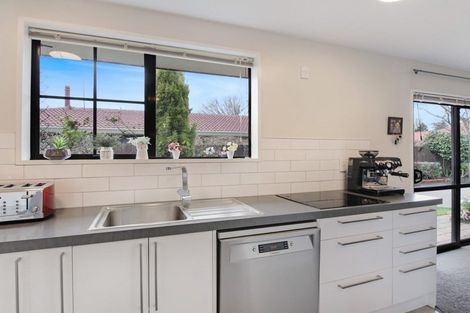 Photo of property in 115 Hawthornden Road, Avonhead, Christchurch, 8042