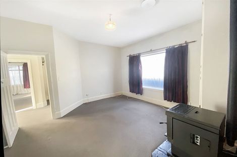 Photo of property in 9 Defoe Place, Waltham, Christchurch, 8023