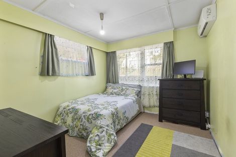 Photo of property in 35 Dalton Grove, Stokes Valley, Lower Hutt, 5019