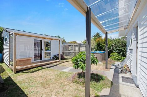 Photo of property in 59 Martin Road, Paraparaumu Beach, Paraparaumu, 5032