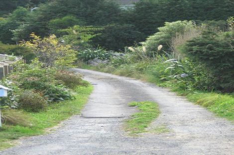 Photo of property in 15 Moeraki Road, Maoribank, Upper Hutt, 5018