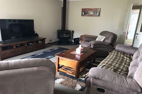 Photo of property in 49 Rolleston Drive, Rolleston, 7614