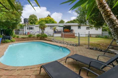 Photo of property in 7 Henderson Street, Otane, 4202