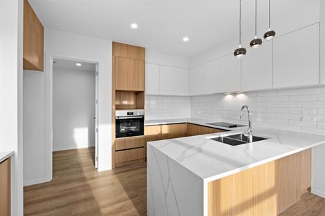 Photo of property in 37 Paina Crescent, Massey, Auckland, 0614