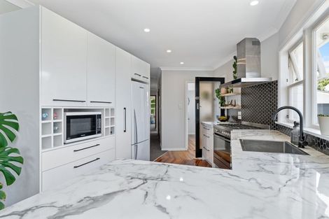 Photo of property in 6 Glen Street, Levin, 5510