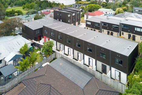 Photo of property in 7/52 Newington Road, Henderson, Auckland, 0612