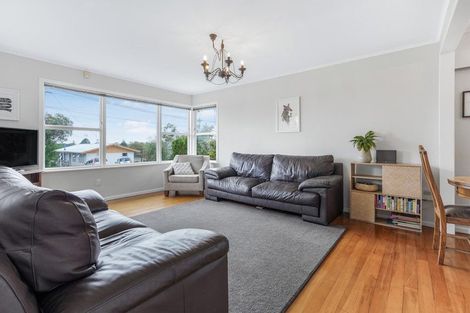 Photo of property in 17 Hamblyn Crescent, Nawton, Hamilton, 3200