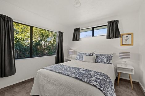 Photo of property in 2/8 Duart Road, Havelock North, 4130