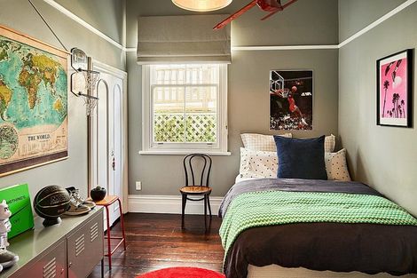 Photo of property in 18 Farm Road, Northland, Wellington, 6012