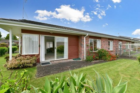 Photo of property in 26 The Grove, Red Beach, 0932