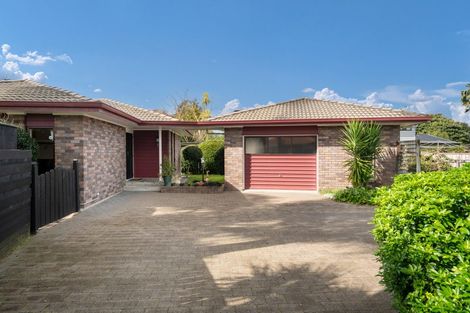 Photo of property in 164a Victoria Street, Cambridge, 3434