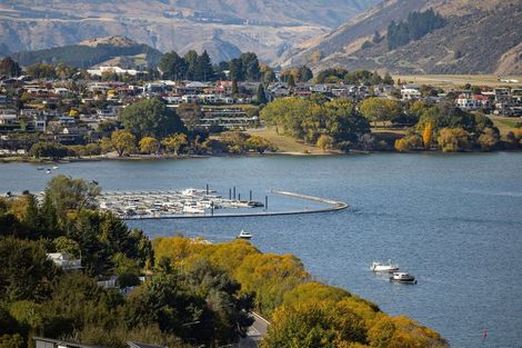 Photo of property in 11 Highlands Close, Queenstown, 9300