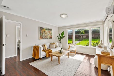 Photo of property in 12 Toru Street, Te Atatu Peninsula, Auckland, 0610