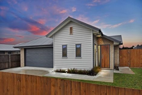 Photo of property in 15d Marlowe Place, Rolleston, 7614