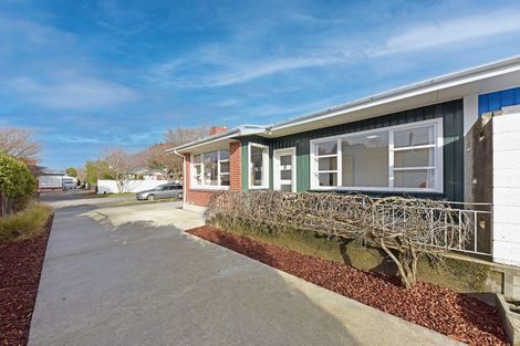 Photo of property in 14 Newbridge Place, Ilam, Christchurch, 8041