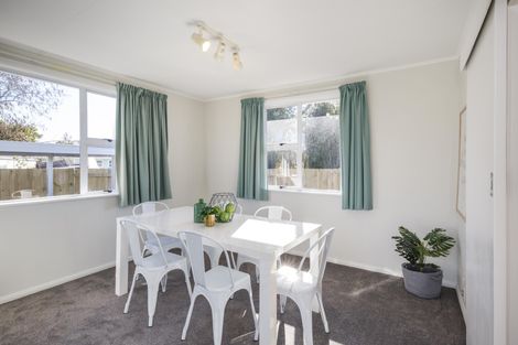 Photo of property in 10 Greenock Place, Awapuni, Palmerston North, 4412