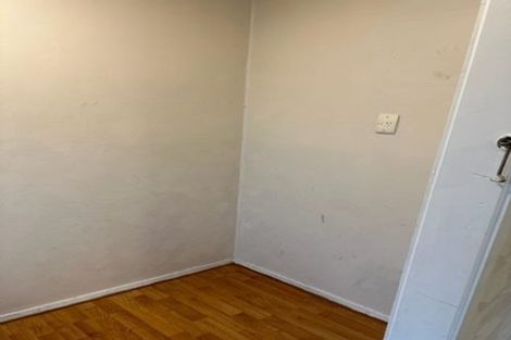 Photo of property in 2 Harrington Road, Henderson, Auckland, 0610