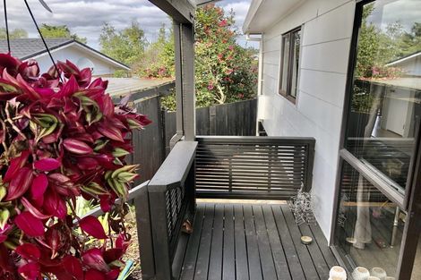 Photo of property in 6 Peterhouse Place, West Harbour, Auckland, 0618