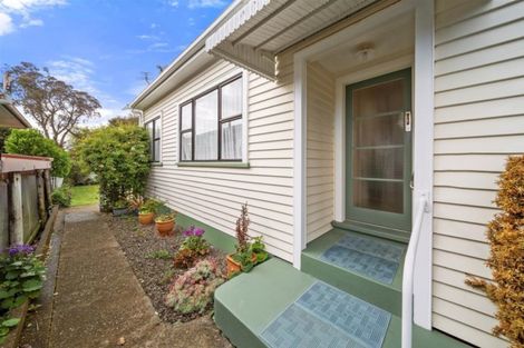 Photo of property in 62 Wilson Street, Hawera, 4610