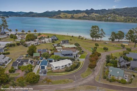 Photo of property in 35 Pleasant Place, Pauanui, Hikuai, 3579