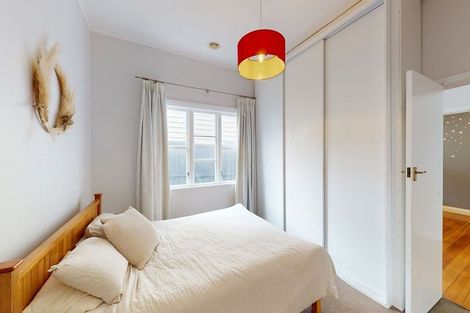 Photo of property in 47 Freyberg Street, Lyall Bay, Wellington, 6022