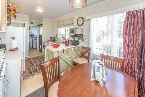 Photo of property in 9 Lee Street, Castlecliff, Whanganui, 4501