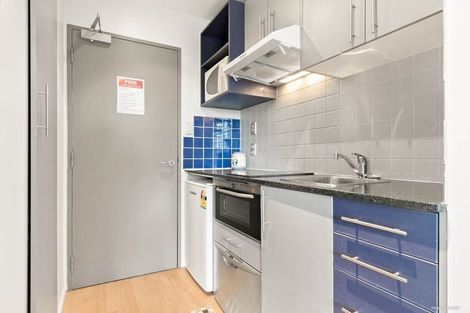 Photo of property in 3d/17 Crown Lynn Place, New Lynn, Auckland, 0600