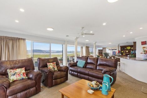 Photo of property in 9 Phoenix Heights, Mount Maunganui, 3116