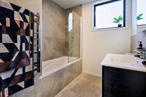 Photo of property in 15 Ara Toutouwai, Karori, Wellington, 6012