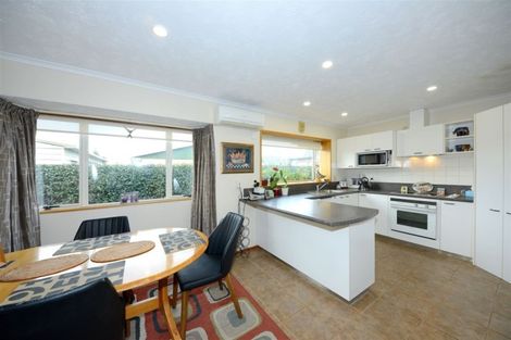 Photo of property in 52 Skerten Avenue, Hornby, Christchurch, 8042