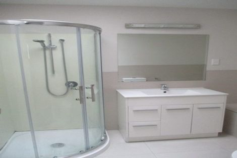 Photo of property in 13 Popokatea Drive, Takanini, 2112