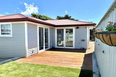 Photo of property in 42 Leaver Terrace, North New Brighton, Christchurch, 8083