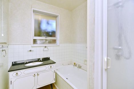 Photo of property in 28 Strathfield Avenue, Dallington, Christchurch, 8061