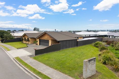Photo of property in 2 Puketea Place, Redwoodtown, Blenheim, 7201