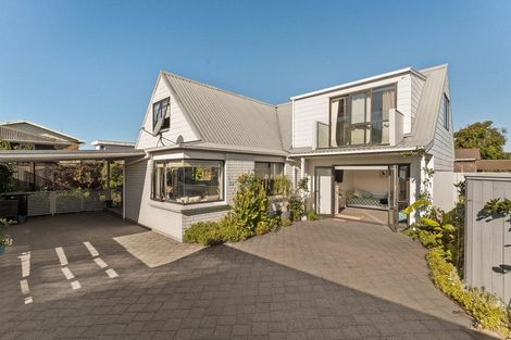 Photo of property in 563 Maunganui Road, Mount Maunganui, 3116