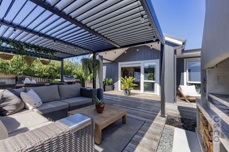 Photo of property in 61 Pitoitoi Drive, Riverhead, 0820