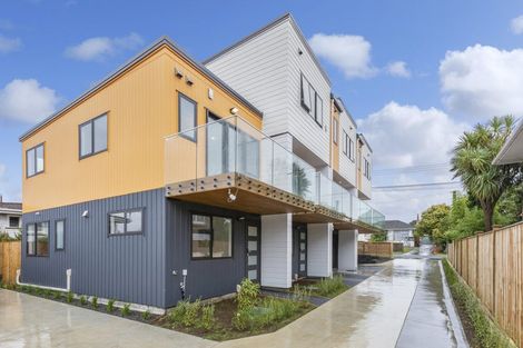 Photo of property in Tauhara Ridge Drive, Richmond Heights, Taupo, 3330