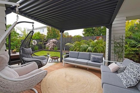 Photo of property in 9 Ngaroma House Drive, Hobsonville, Auckland, 0618