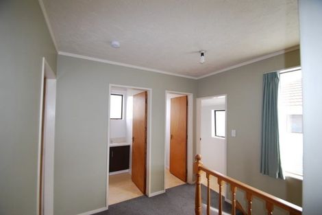 Photo of property in 49a Clifford Road, Johnsonville, Wellington, 6037