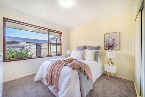 Photo of property in 2f2- Parera Grove, Heretaunga, Upper Hutt, 5018