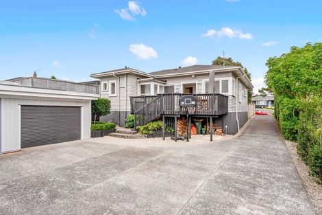 Photo of property in 33 Helvetia Road, Pukekohe, 2120