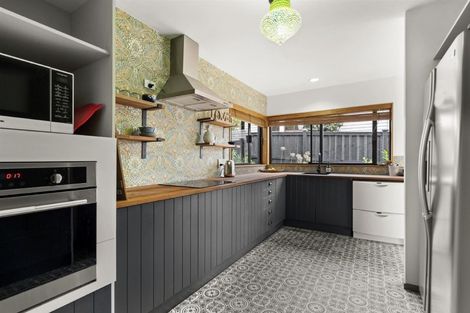 Photo of property in 1/14 Beresford Street, Bayswater, Auckland, 0622