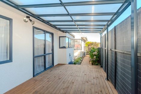 Photo of property in 5 Peter Button Place, Johnsonville, Wellington, 6037