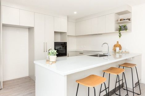 Photo of property in 27 Howard Road, Taradale, Napier, 4112