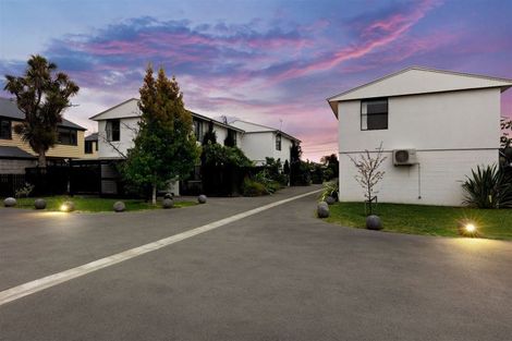 Photo of property in 2/544 Barbadoes Street, Edgeware, Christchurch, 8013