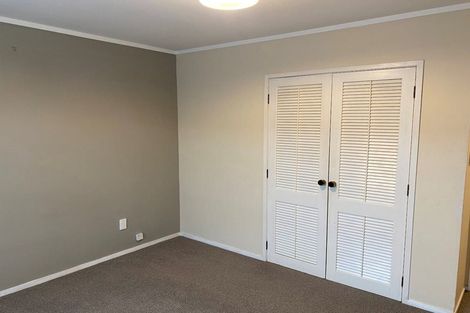 Photo of property in 1/2 Short Street, Papakura, 2110