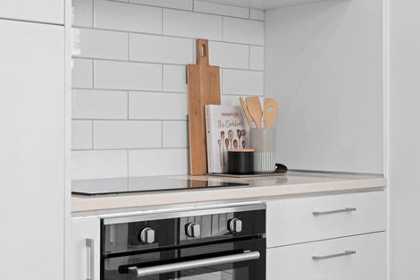 Photo of property in 6 Johnson Street, Dinsdale, Hamilton, 3204